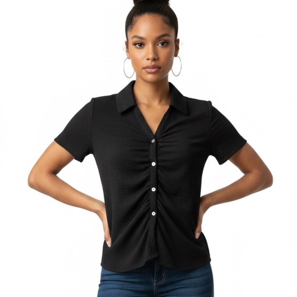 🎁 FREE W/ BUNDLE* NWOT Pebble and Stone Black Button-Up Women's Top size XS